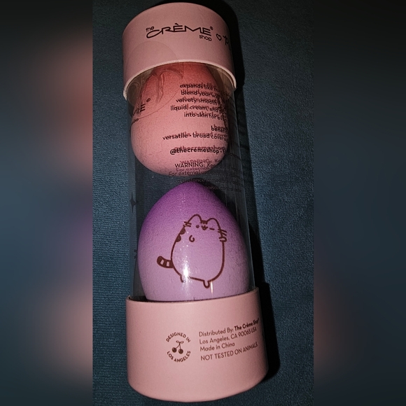 **5 for $20** The CRÈME Shop Pusheen make-up sponge limited edition, sealed - Picture 4 of 4